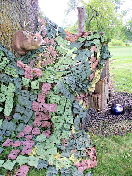 Deer Trap with Camo (detail 1)